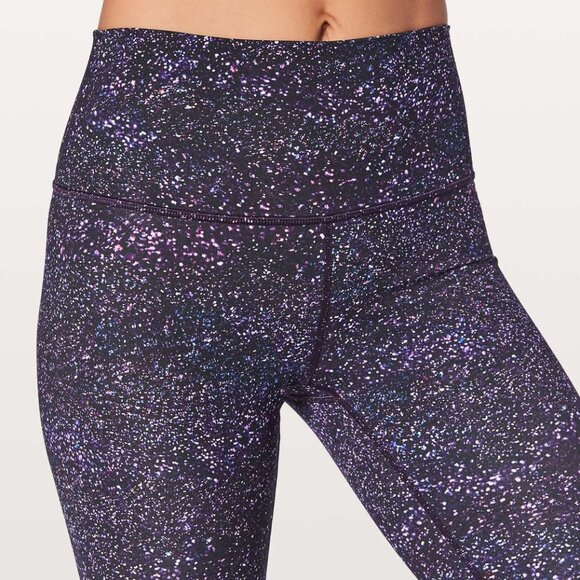 Wunder Under Hi-Rise Tight 28" in Crystalline Multi - Picture 1 of 4